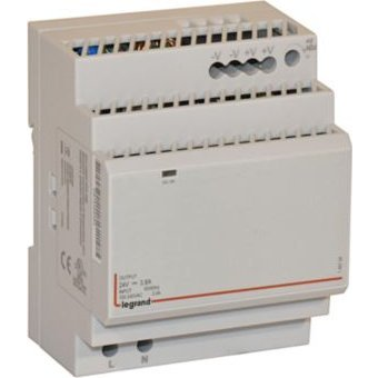 Legrand 146724 áramátalakító és inverter